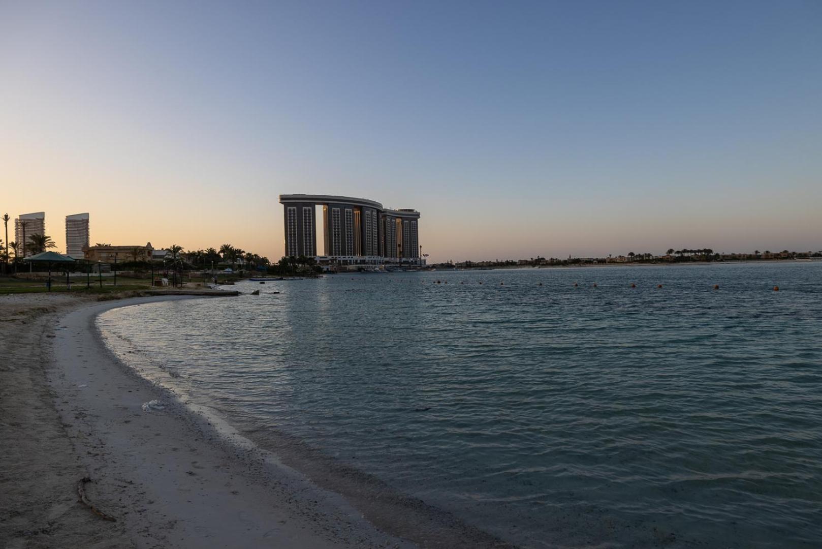 Porto Golf Marina Aqua Park & Beach Access By Best Of Bedz El Alamein Buitenkant foto